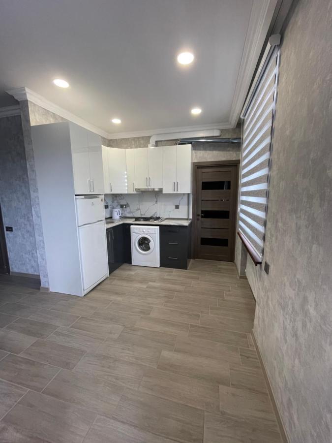 Apartment In Monument Jerevan Buitenkant foto