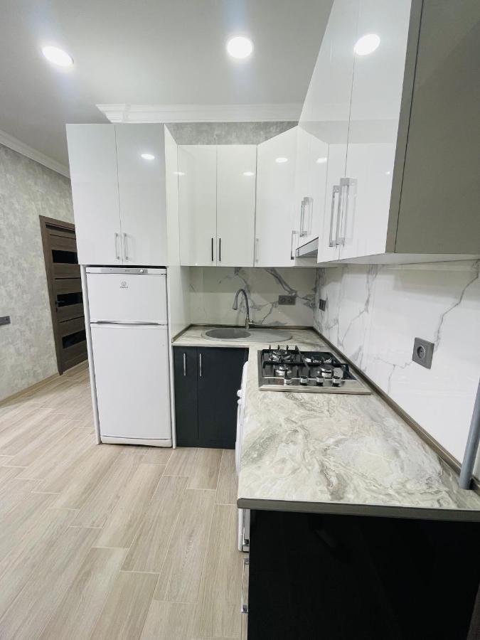 Apartment In Monument Jerevan Buitenkant foto